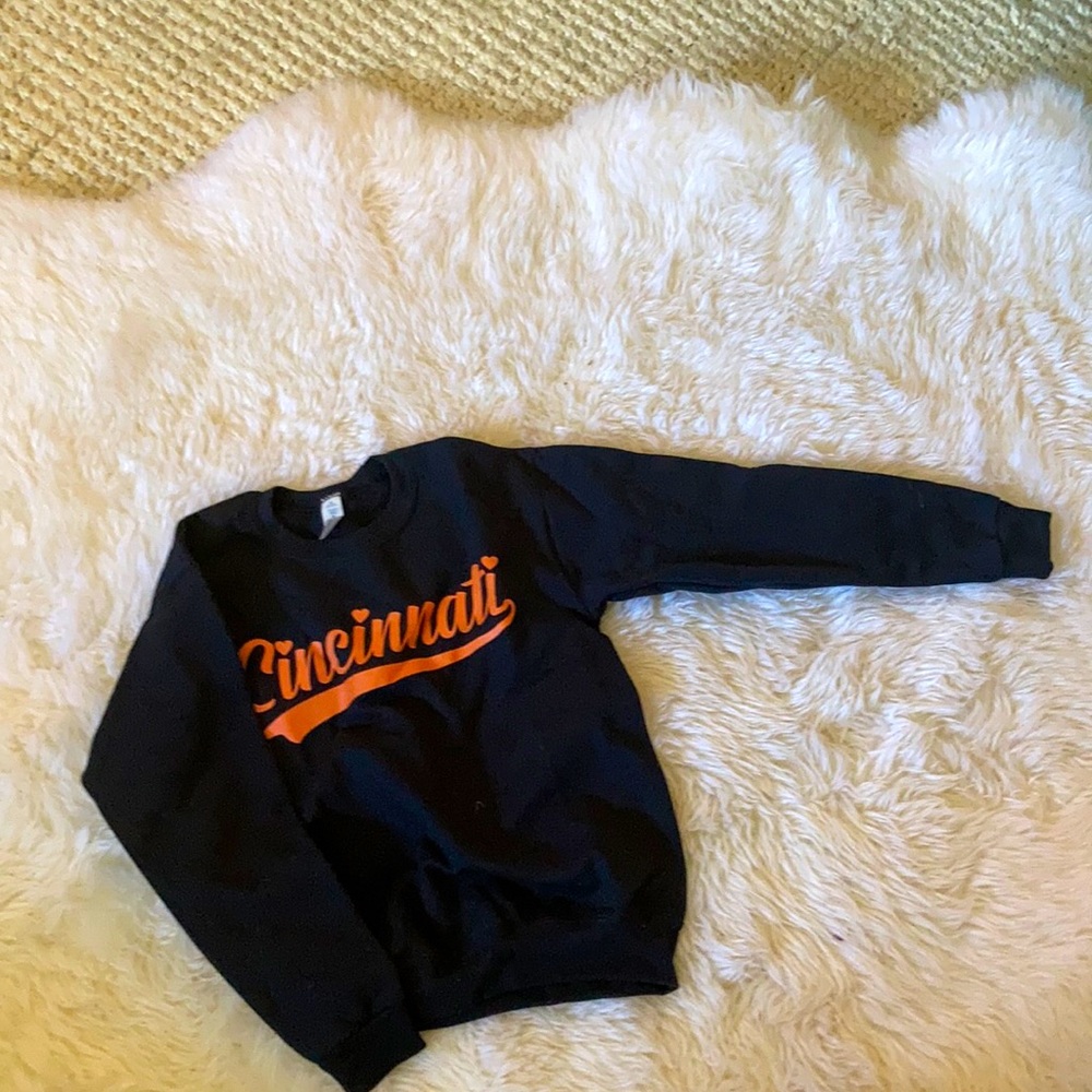 Child’s size medium Cincinnati sweatshirt